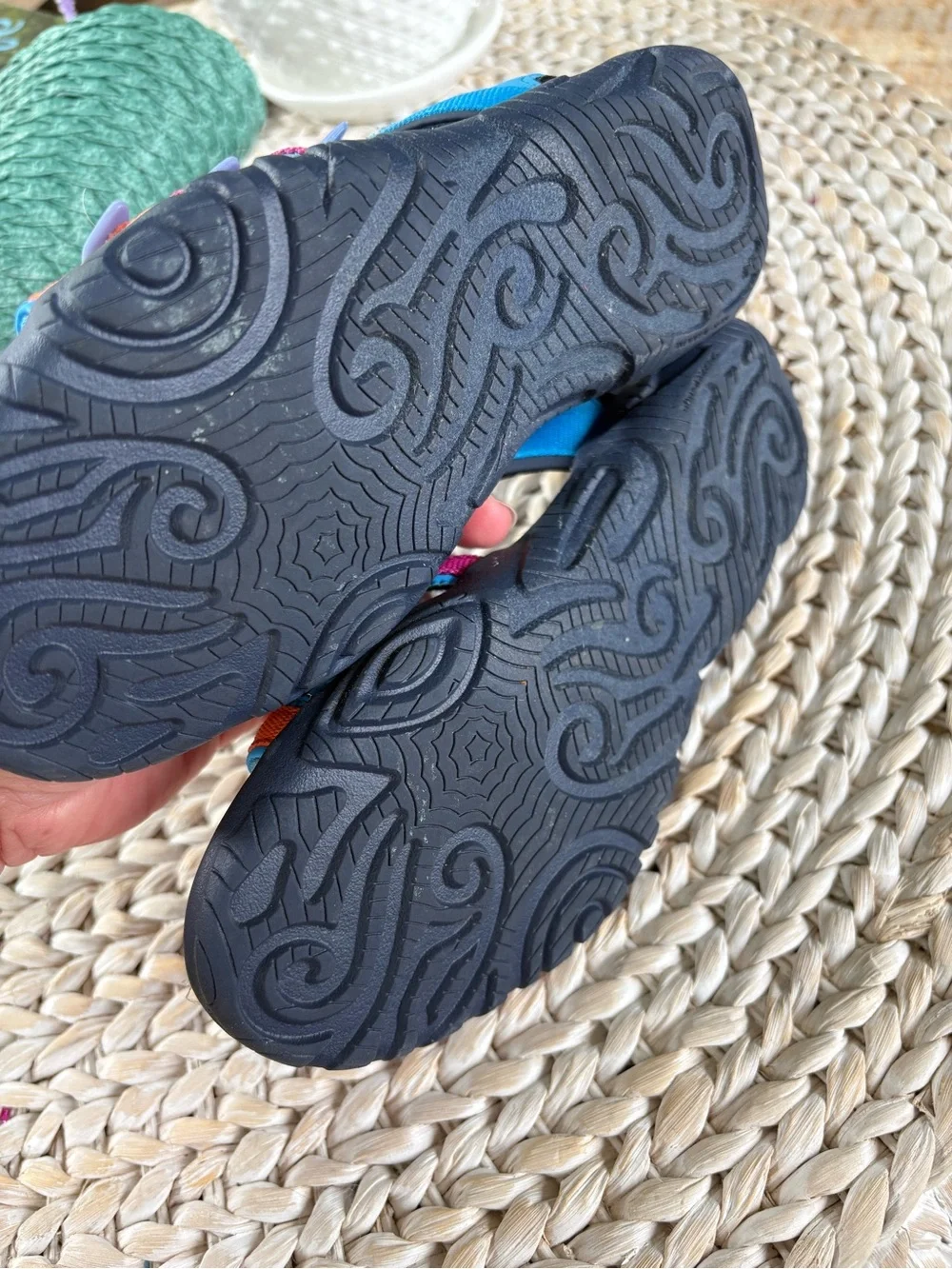 Teva vibrant kids